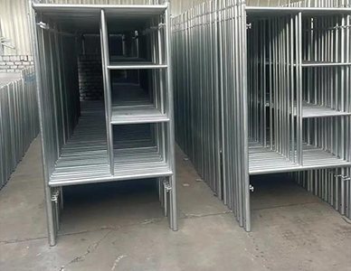 1765251862424609.jpg 脚手架1.jpg